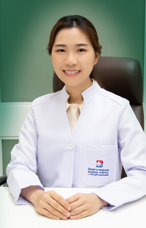แพทย์หญิง ศตพร จันทสุทธิกุล